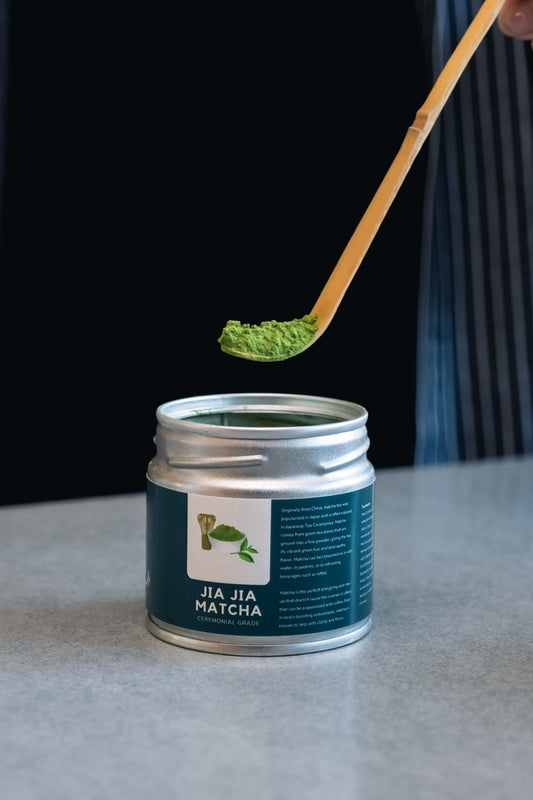 Matcha vs. Regular Green Tea: What’s the Difference?